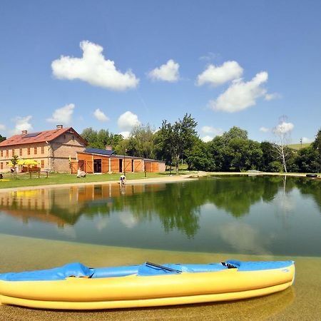 Rekreacni Areal Dvur Honetice Exterior foto