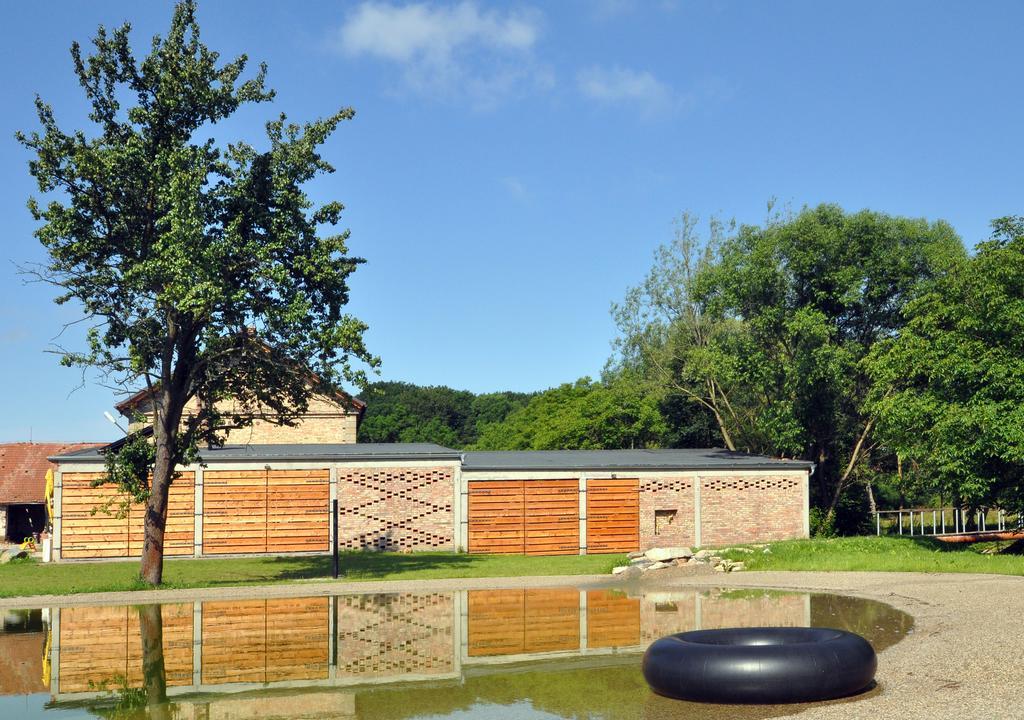 Rekreacni Areal Dvur Honetice Exterior foto