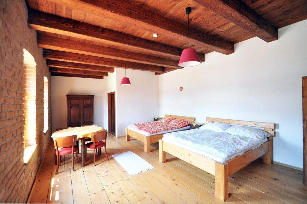 Rekreacni Areal Dvur Honetice Exterior foto